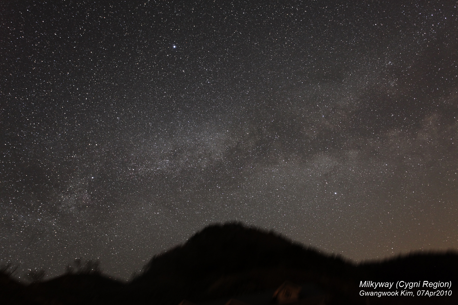 milkyway_cygni_gwkim_07Apr2010_S.jpg
